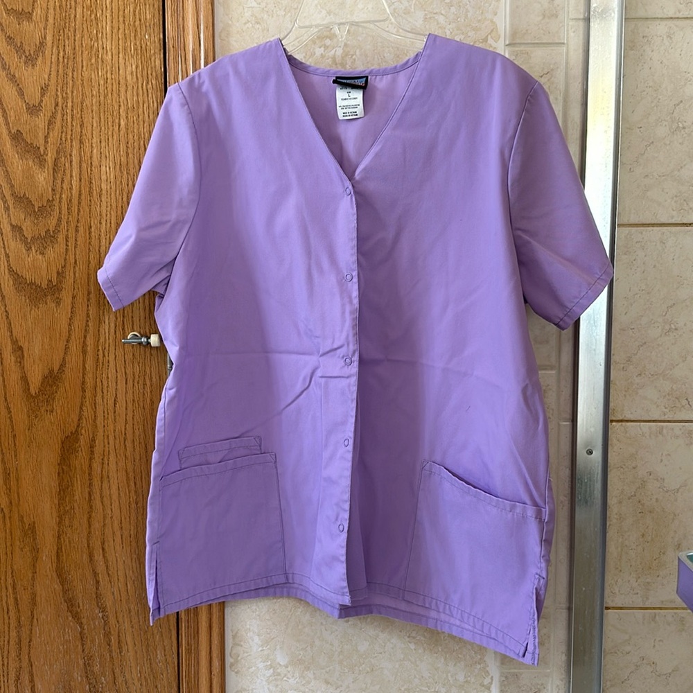 Solid lilac scrub top